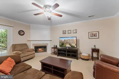 20900 Trinity Sq, Sterling, VA 20165 photo 20