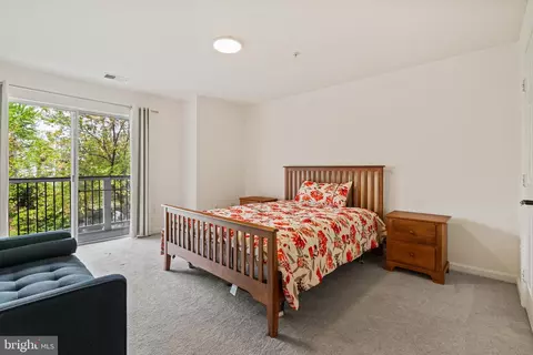 Bedroom - 20605 Cornstalk Ter #201, Ashburn, VA 20147 photo 1 of 4