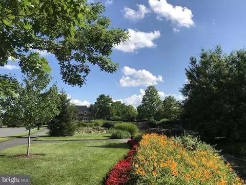 Exterior - 42467 Patrick Wayne Sq, Ashburn, VA 20148 photo 13 of 13