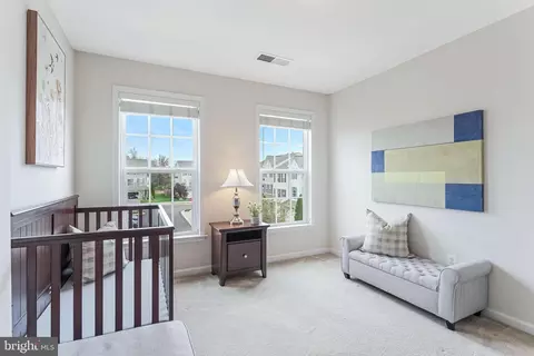 Bedroom - 42467 Patrick Wayne Sq, Ashburn, VA 20148 photo 6 of 6