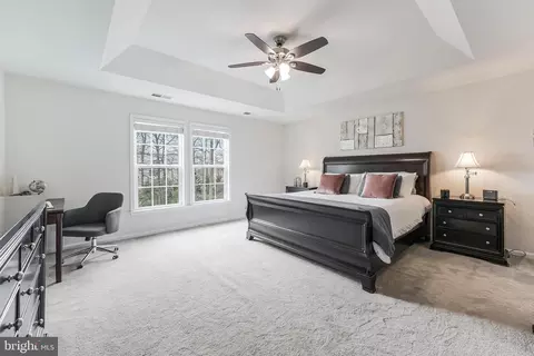 Bedroom - 42467 Patrick Wayne Sq, Ashburn, VA 20148 photo 3 of 6