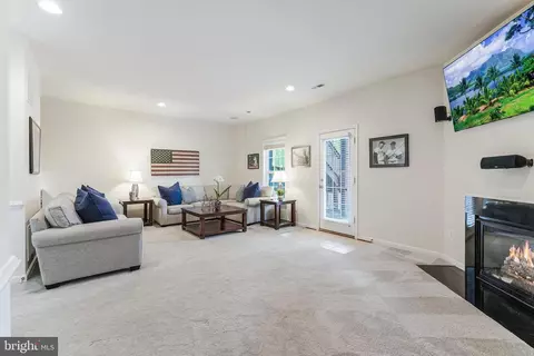 Other - 42467 Patrick Wayne Sq, Ashburn, VA 20148 photo 5 of 14