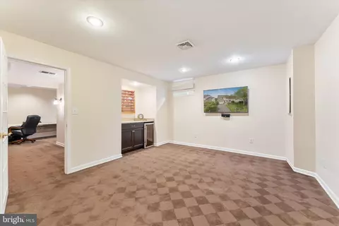 Other - 21047 Barcroft Way, Sterling, VA 20164 photo 10 of 12