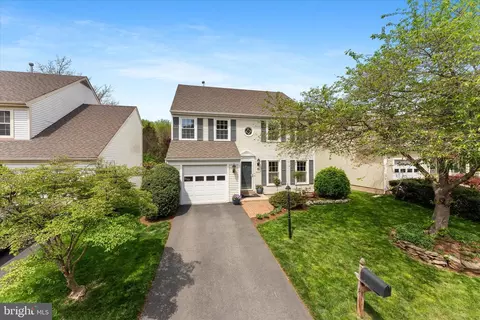 21047 Barcroft Way, Sterling, VA 20164