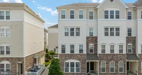 24686 Byrne Meadow Sq, Aldie, VA 20105