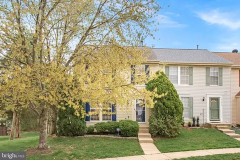 21074 Cornerpost Sq, Ashburn, VA 20147