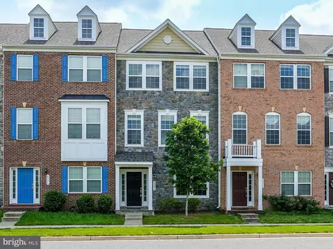 25672 Pleasant Valley Rd, Chantilly, VA 20152