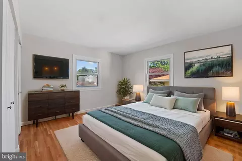 Bedroom - 810 W Maple Ave, Sterling, VA 20164 photo 1 of 3
