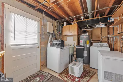 Other - 810 W Maple Ave, Sterling, VA 20164 photo 2 of 3