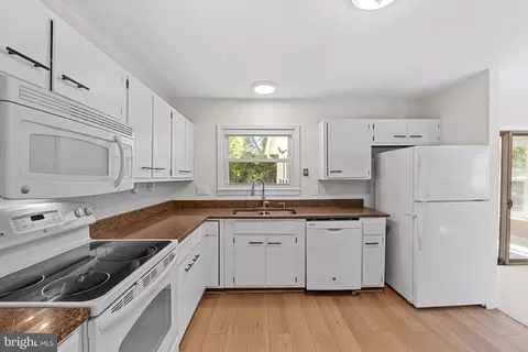 Kitchen - 810 W Maple Ave, Sterling, VA 20164 photo 2 of 3