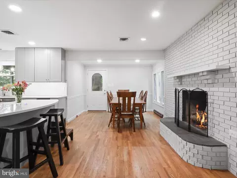 Dining - 800 Williamsburg Rd, Sterling, VA 20164 photo 1 of 2