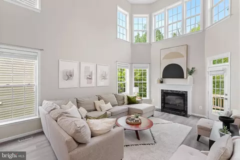 Living - 21894 Windover Dr, Broadlands, VA 20148 photo 1 of 2