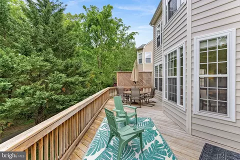 Exterior - 21894 Windover Dr, Broadlands, VA 20148 photo 4 of 10