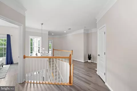 Entry Way - 21894 Windover Dr, Broadlands, VA 20148 photo 6 of 9