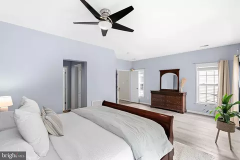 Bedroom - 21894 Windover Dr, Broadlands, VA 20148 photo 2 of 7