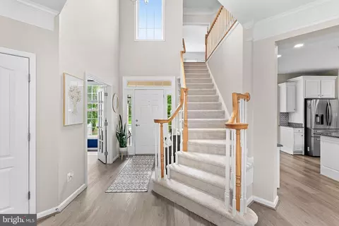 Entry Way - 21894 Windover Dr, Broadlands, VA 20148 photo 3 of 9