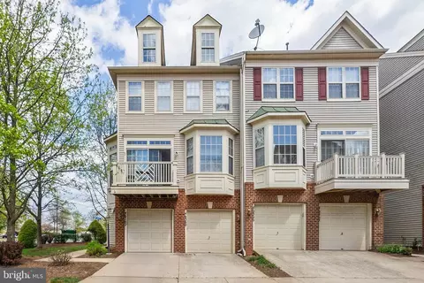 46360 Monocacy Sq, Sterling, VA 20165