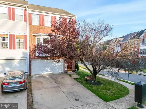 18522 Sierra Springs Sq, Leesburg, VA 20176