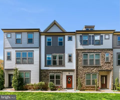 109 Tolocka Ter NE, Leesburg, VA 20176