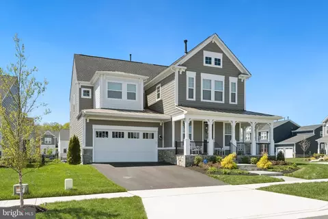 111 Milvian Way SE, Leesburg, VA 20175