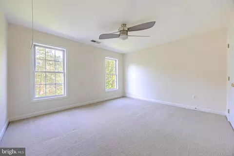 Bedroom - 42883 Chatelain, Brambleton, VA 20148 photo 6 of 11
