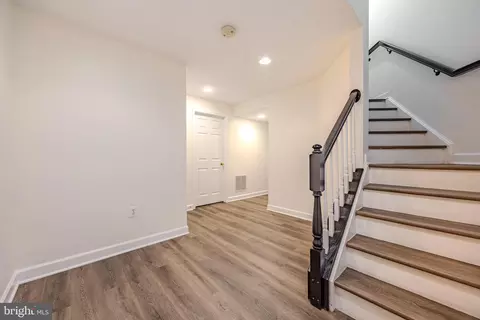 Entry Way - 42883 Chatelain, Brambleton, VA 20148 photo 6 of 6