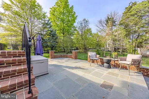 Exterior - 42883 Chatelain, Brambleton, VA 20148 photo 11 of 11