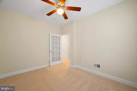 Bedroom - 20449 Rosses Point Ct, Ashburn, VA 20147 photo 2 of 5