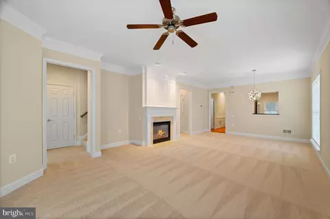 Living - 20449 Rosses Point Ct, Ashburn, VA 20147 photo 3 of 6