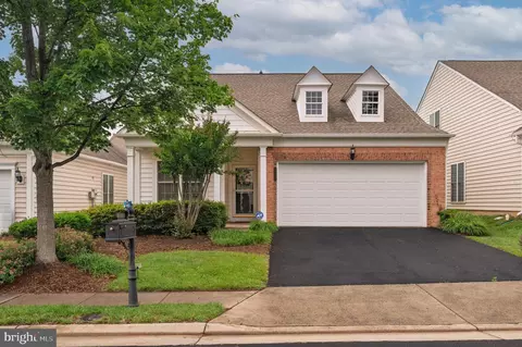 20449 Rosses Point Ct, Ashburn, VA 20147