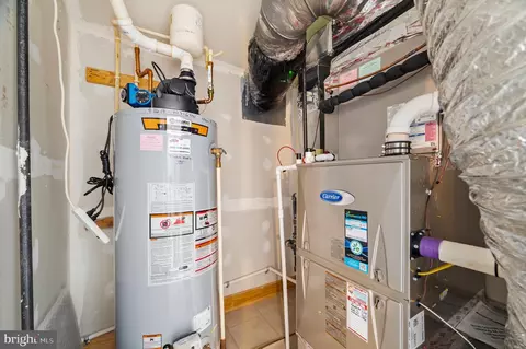 Other - 20449 Rosses Point Ct, Ashburn, VA 20147 photo 17 of 20
