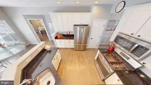 43295 Ardmore St, Ashburn, VA 20147 photo 12