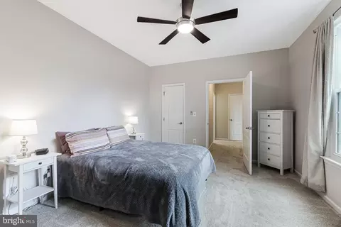 Bedroom - 43207 Cedar Glen Ter, Ashburn, VA 20147 photo 3 of 4