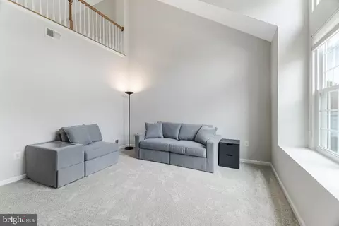 Living - 43207 Cedar Glen Ter, Ashburn, VA 20147 photo 1 of 3