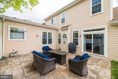 Exterior - 43207 Cedar Glen Ter, Ashburn, VA 20147 photo 4 of 8