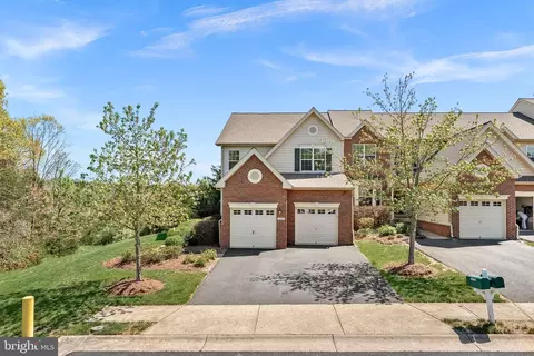 43104 Baltusrol Ter, Ashburn, VA 20147 photo 2