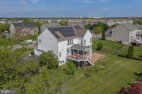 View/Area - 43877 Paramount Pl, Chantilly, VA 20152 photo 1 of 2
