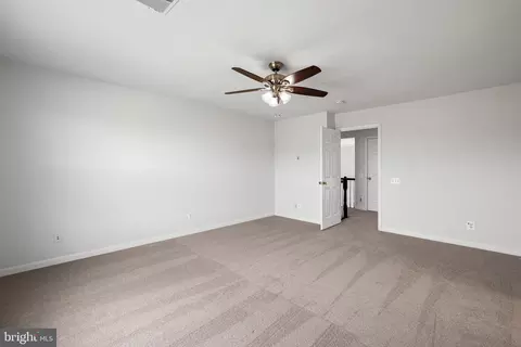 Entry Way - 43877 Paramount Pl, Chantilly, VA 20152 photo 11 of 12