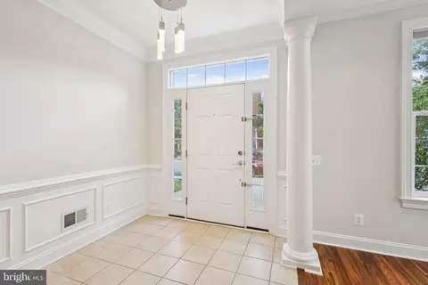 42761 Hay Rd, Ashburn, VA 20147 photo 3