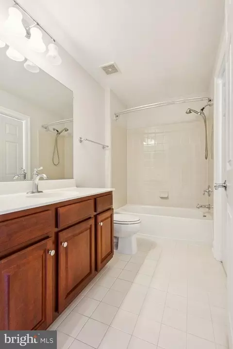 42761 Hay Rd, Ashburn, VA 20147 photo 17