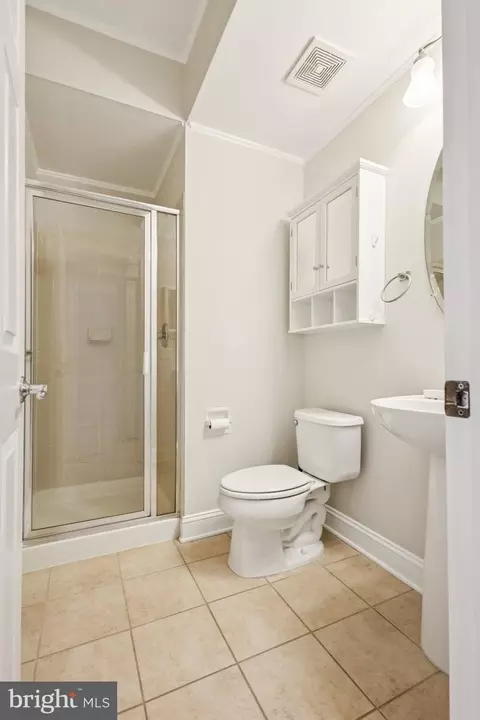42761 Hay Rd, Ashburn, VA 20147 photo 5