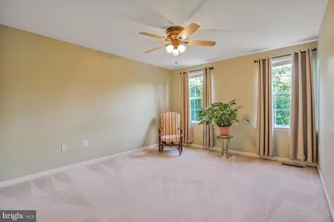 20338 Snowpoint Pl, Ashburn, VA 20147 photo 25