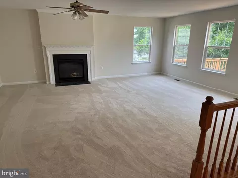 20338 Snowpoint Pl, Ashburn, VA 20147 photo 12