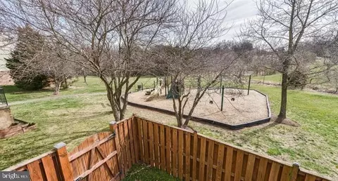 43584 Blacksmith Sq, Ashburn, VA 20147 photo 3