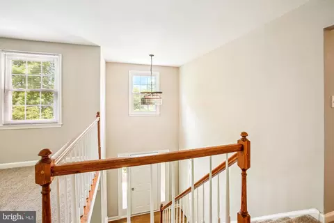 Entry Way - 21130 Haystack Ct, Ashburn, VA 20147 photo 6 of 7