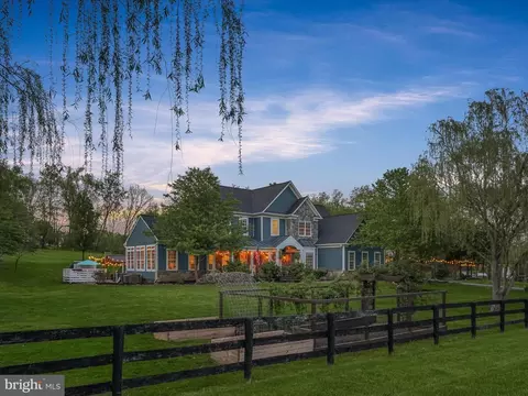36946 Elaine Pl, Purcellville, VA 20132