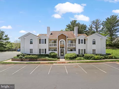 110 Westwick Ct #7, Sterling, VA 20165