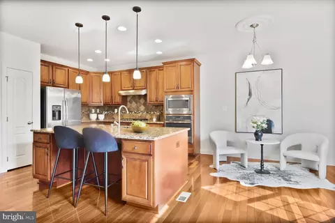 Kitchen - 23234 Evergreen Ridge Dr, Ashburn, VA 20148 photo 1 of 1
