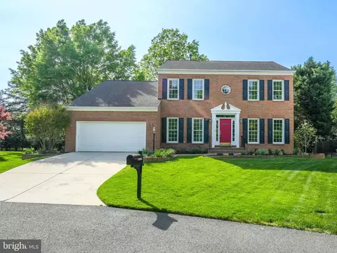 43250 Menemsha Ln, Chantilly, VA 20152