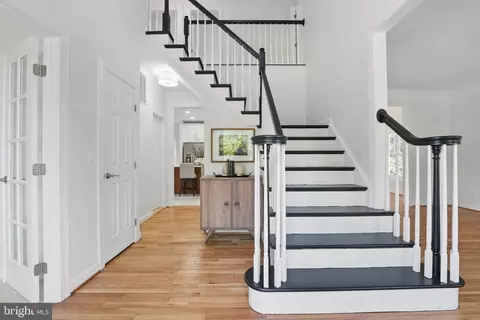 Entry Way - 43250 Menemsha Ln, Chantilly, VA 20152 photo 1 of 6